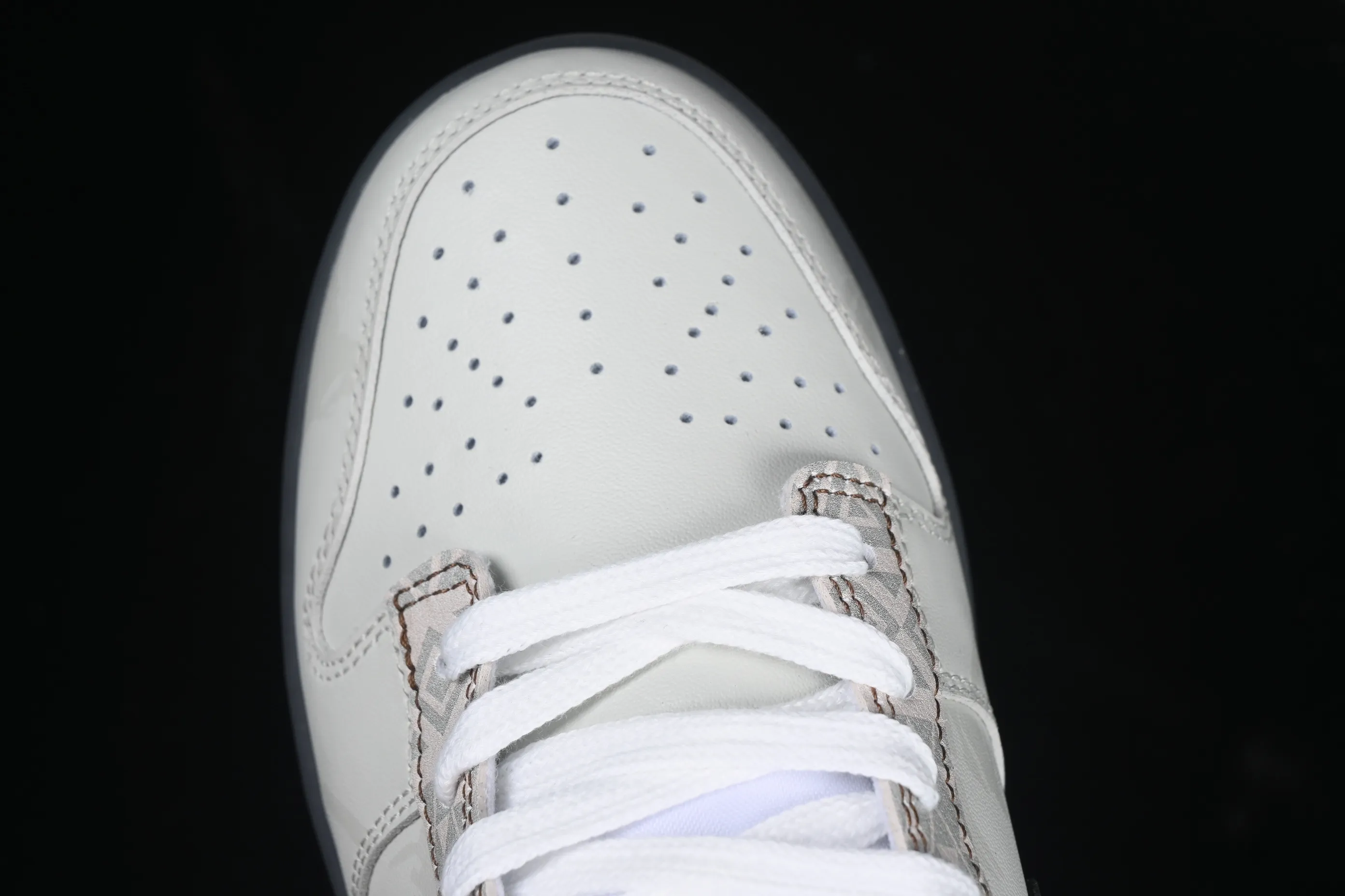 All Categories Nk SB Dunk Series Nk SB Dunk Low Low-top sneakers Nk Dunk Retro "Grey Fog" Panda Prank Go to Tibet Heart of the wilderness Low-top casual sneakers DD1391-103